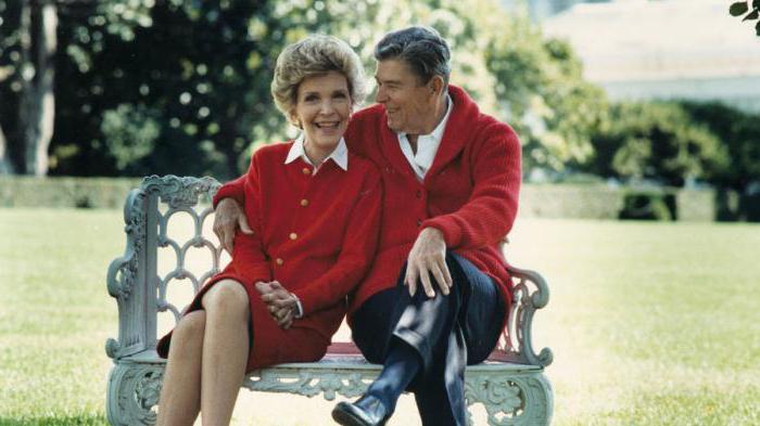 Ronald และ Nancy Reagan